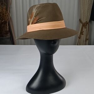 Safari Mens Vintage Hat.